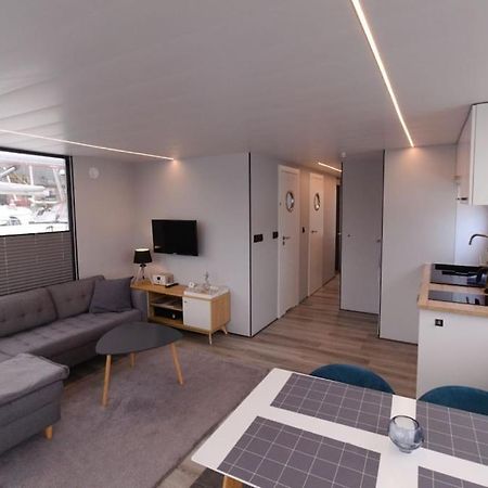 Hausboot Fjord Meeresbrise Mit Dachterrasse In Flensburg Exterior foto